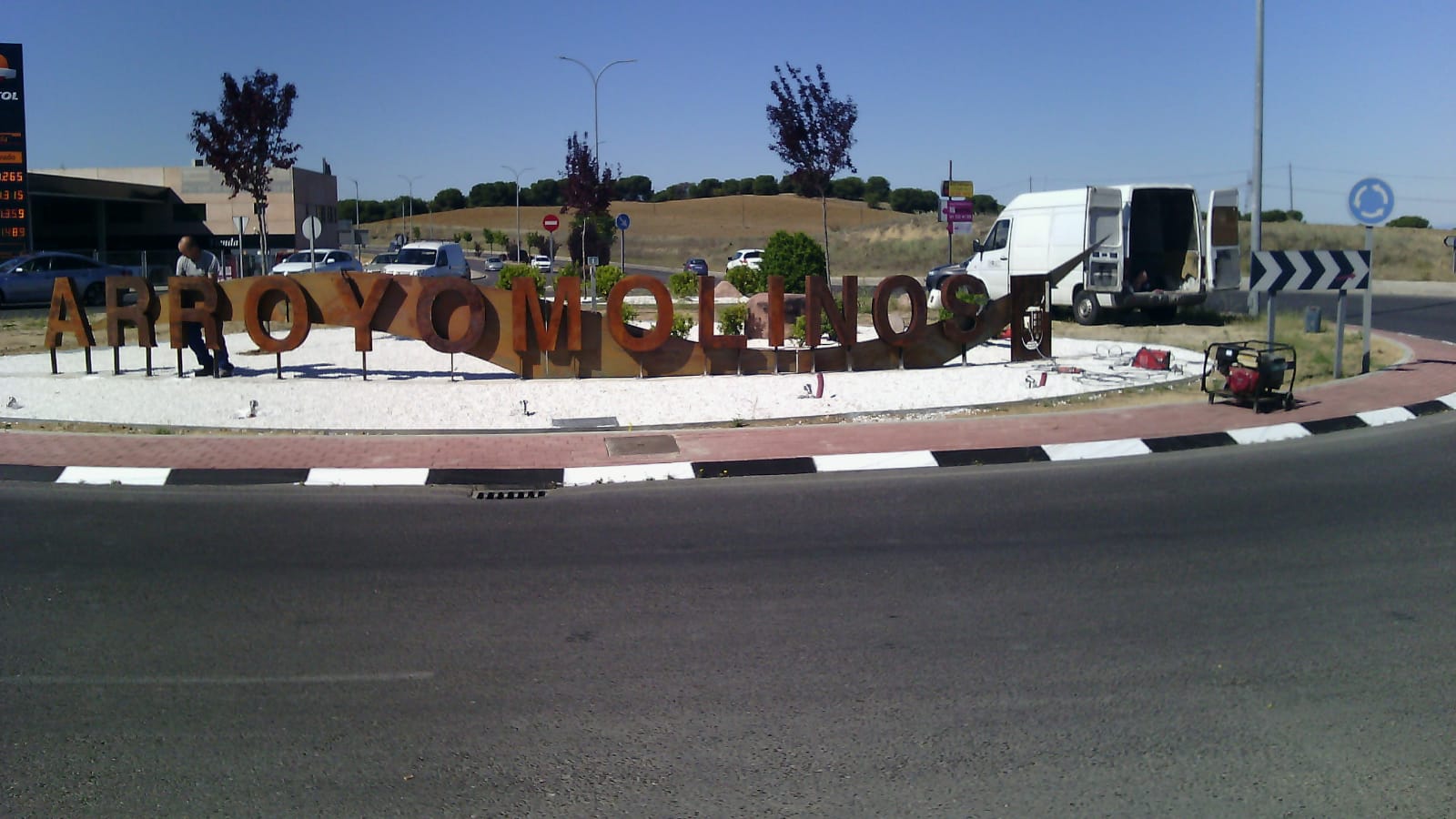 ROTONDA ARROYOMOLINOS